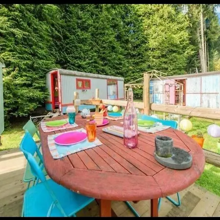 Camp De Roulottes *